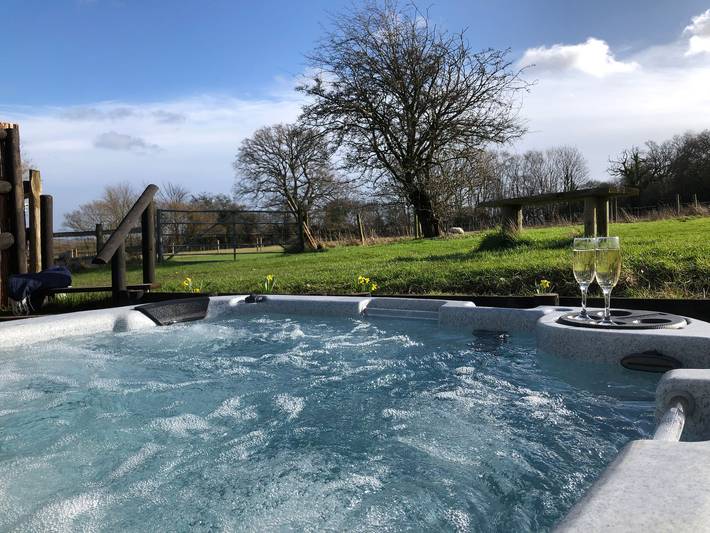 Lodge für 2 Personen mit Whirlpool in Dorset