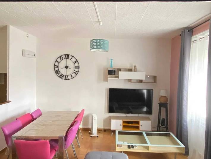 Ganze Wohnung, Geräumige Wohnung in Lézignan-Corbières mit 75 m² in Lézignan-Corbières, Mittelmeerküste (Frankreich)
