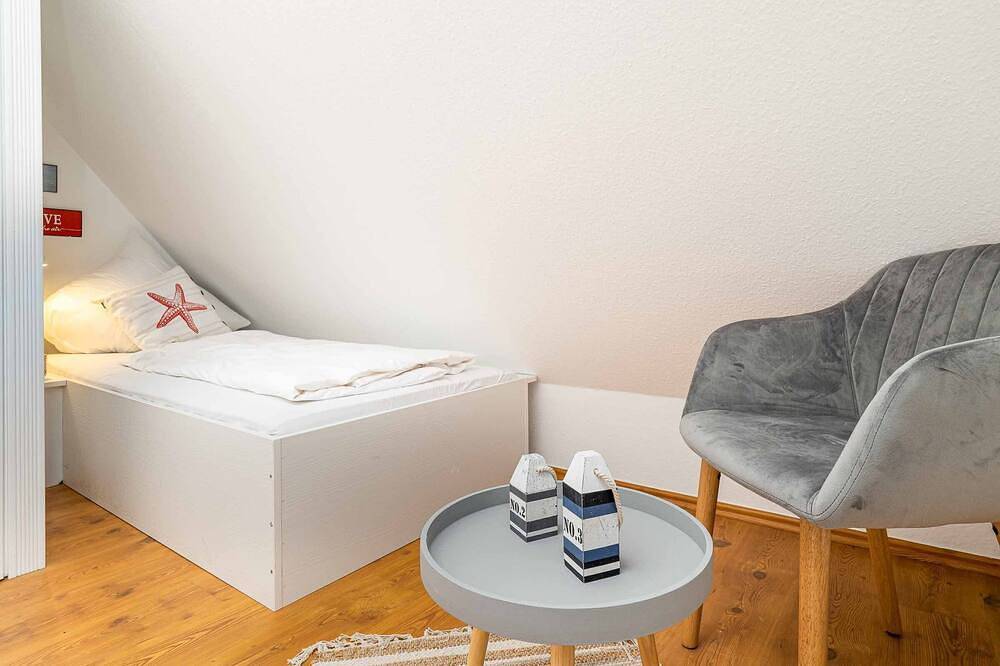 Ganze Wohnung, Gemütliche 3-Zimmerwohnung im Obergeschoss auf ca. 65 m², für bis zu 5 Personen in Tinnum, Sylt (Gemeinde)