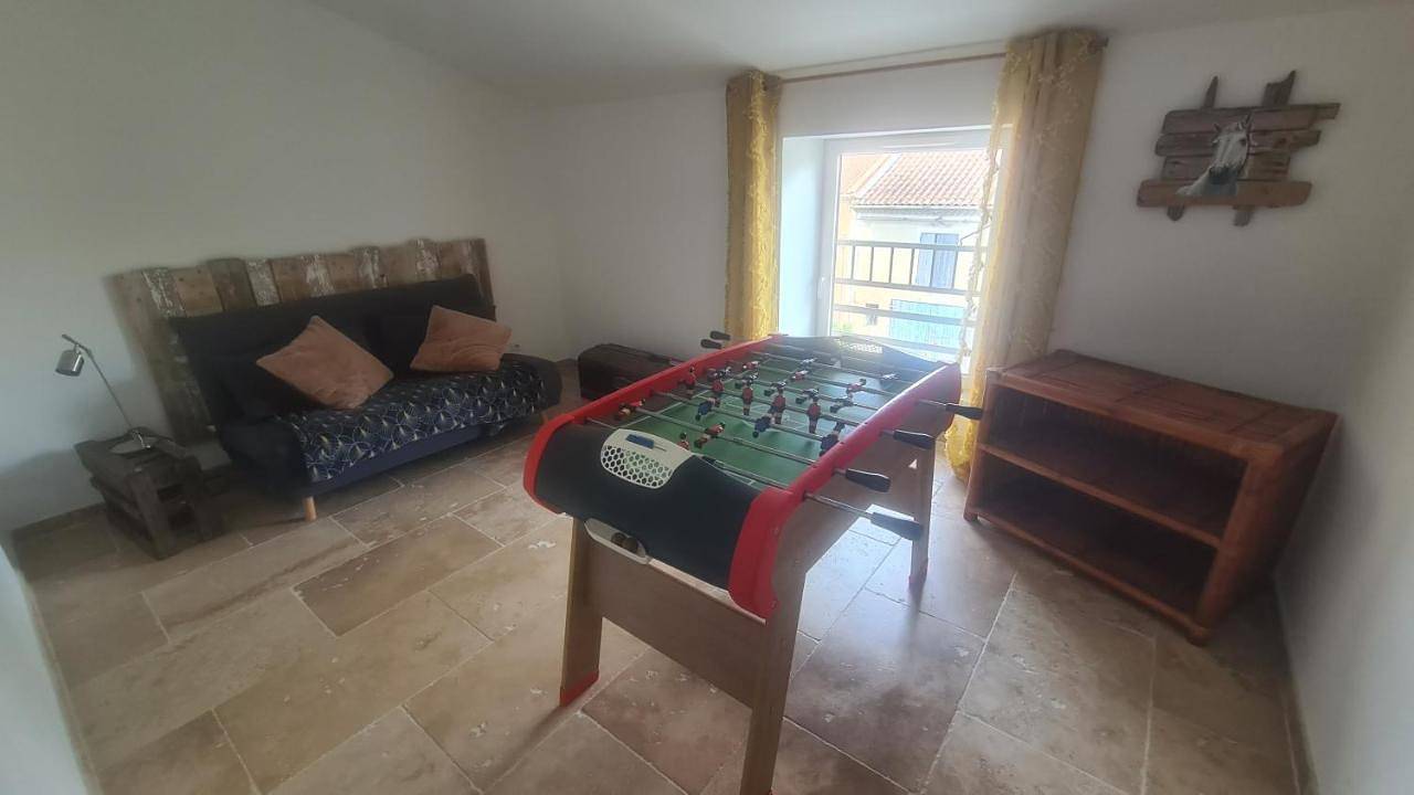 Appartement entier, Appartement au cœur de la Provence in Orgone, Région d'Arles