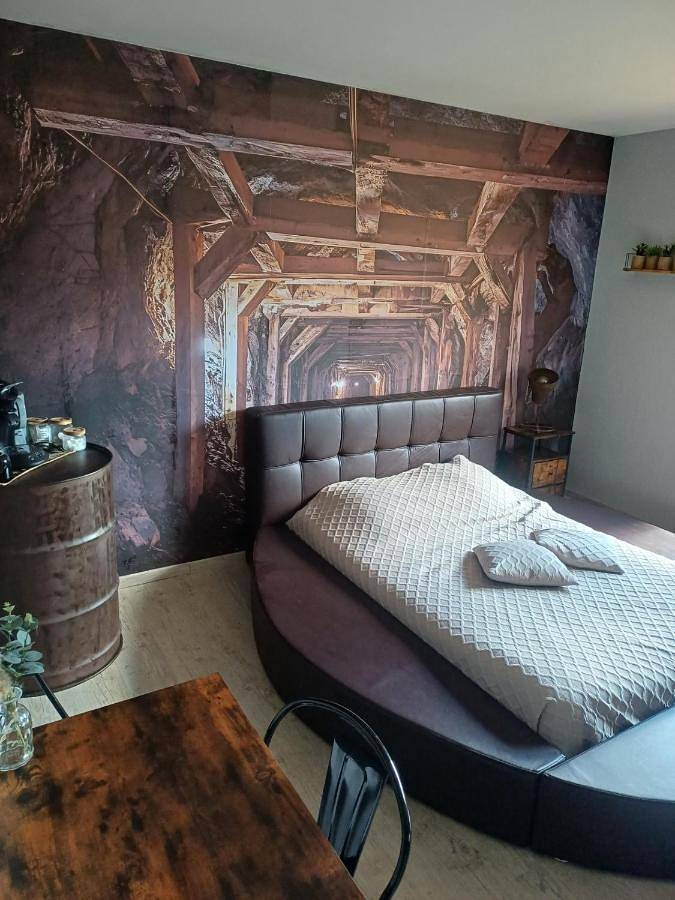 Gîte pour 2 personnes, avec Terrasse et Jacuzzi ainsi que Jardin et Vue à Vendin-le-Vieil