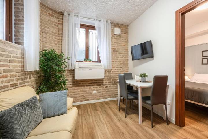 Ferienwohnung für 2 Personen in Marche