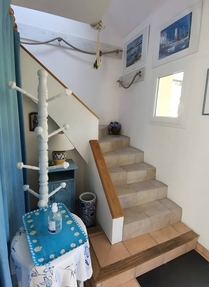 Guest Room 'Les Camélias' with Shared Terrace, Private Garden and Wi-Fi in Perros-Guirec, Pink Granite Coast