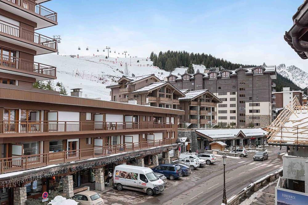 Apartamento entero, Apartamento acogedor y renovado en el centro de Courchevel Moriond, cerca de remontes. in Courchevel 1650 (Moriond), Saint-Bon-Tarentaise