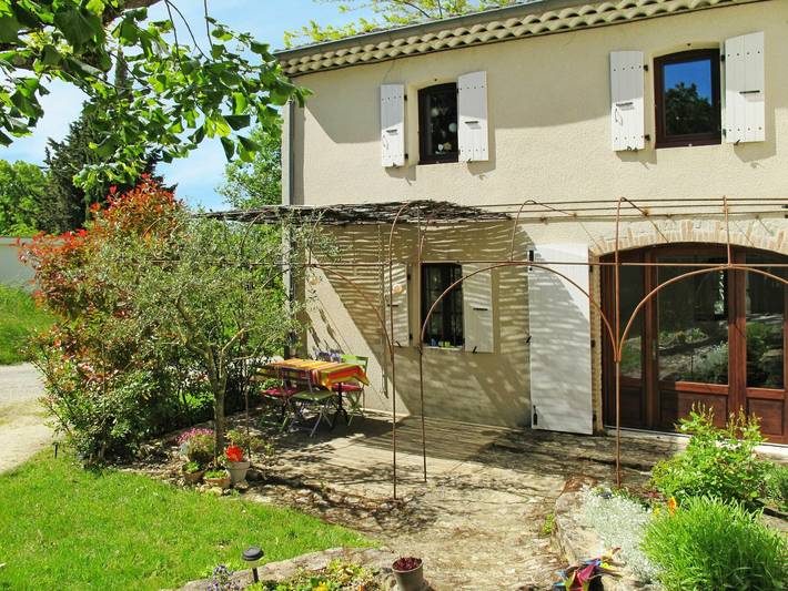 Maison de campagne pour 2 personnes, avec Terrasse et Jardin dans Drôme provençale