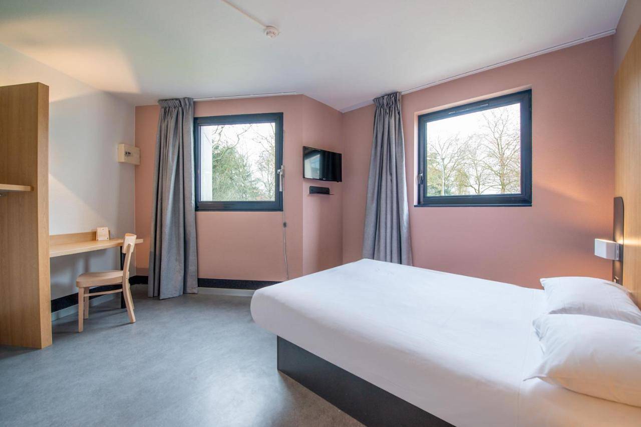 B&B Hotel Cholet Sud in Cholet, Région de Cholet