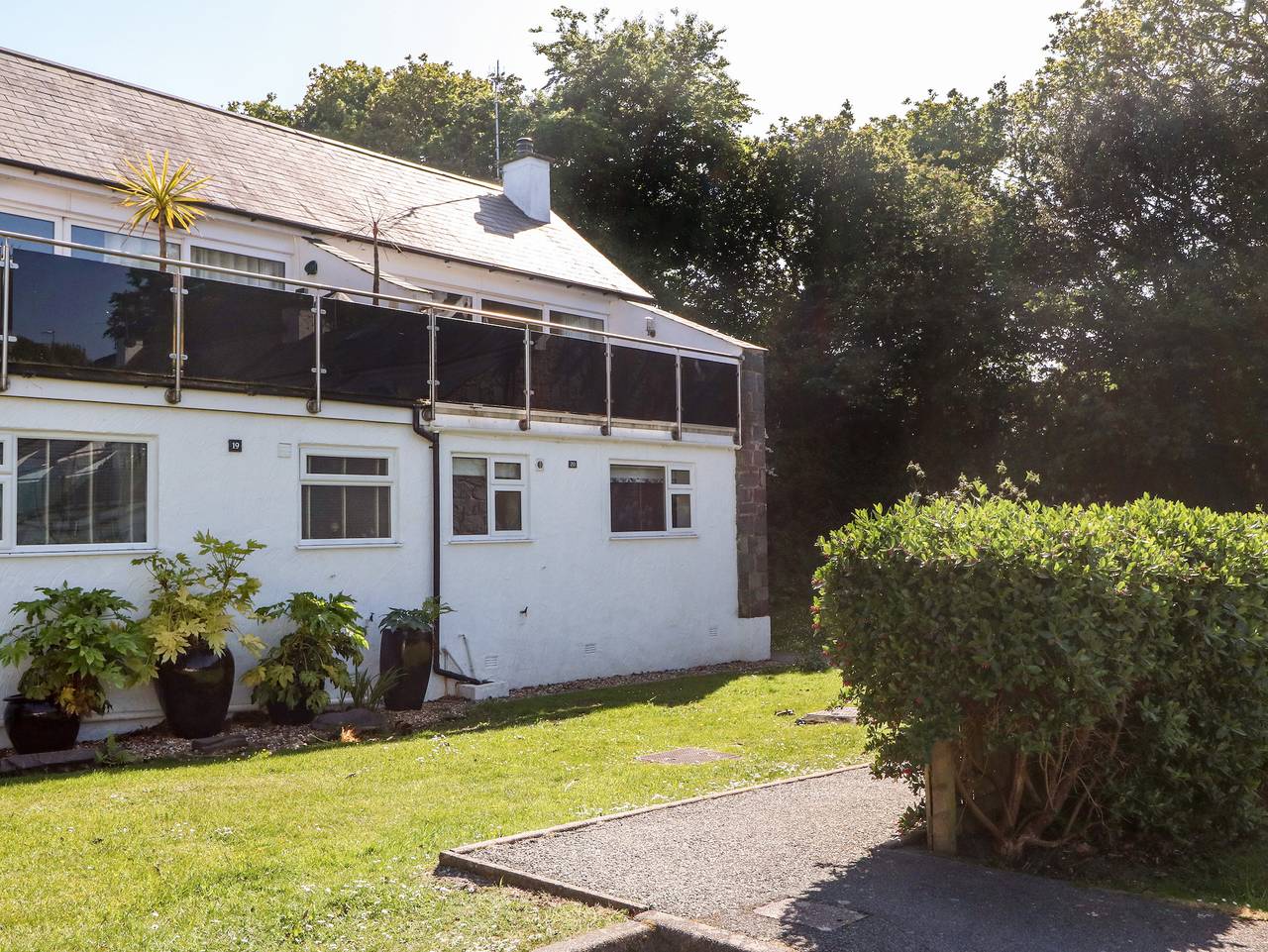 20 Glyn Y Mor in Llanbedrog, Gwynedd
