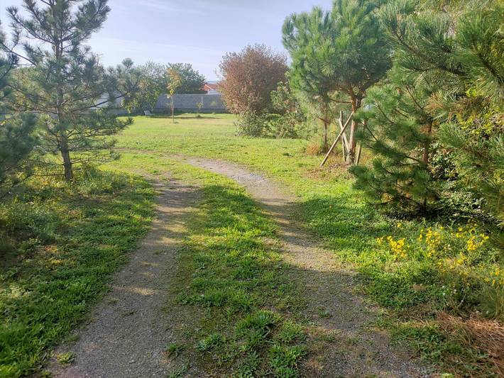Gîte pour 2 personnes, avec terrasse et jardin à Issoire