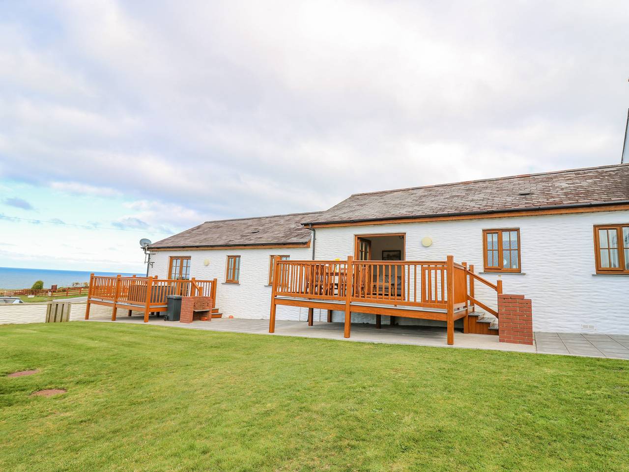 Llaethdy in Cardigan Bay