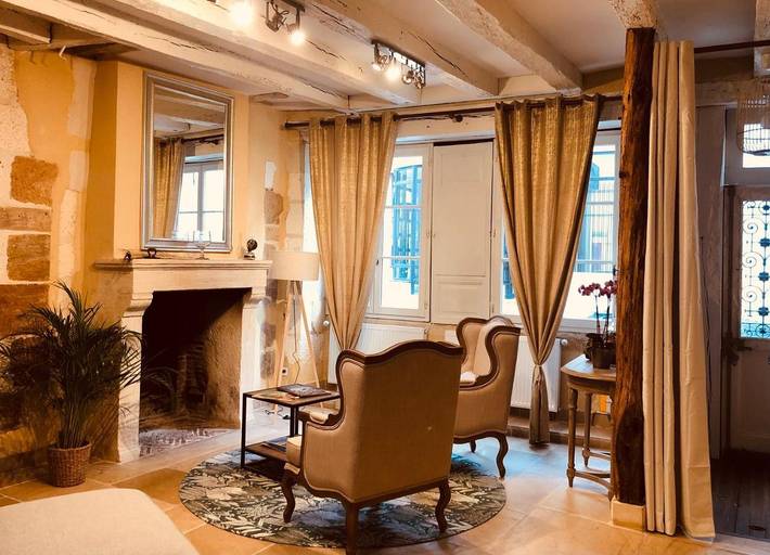 Chambre d’hôte pour 10 personnes, avec terrasse et vue, adapté aux familles à Bourges - 3