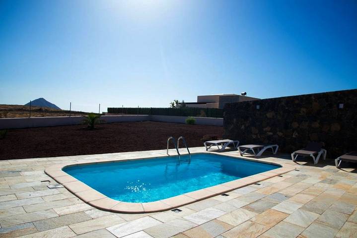 Albergue para 4 personas, con jardín además de vistas y piscina, Se admiten mascotas en Fuerteventura - 3