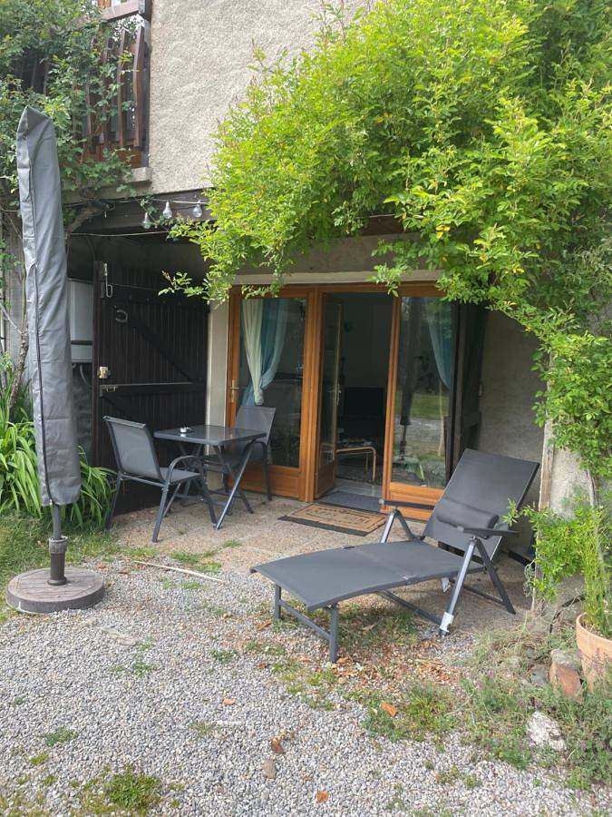 Appartement de vacances pour 3 personnes, avec vue ainsi que terrasse et jardin - 1