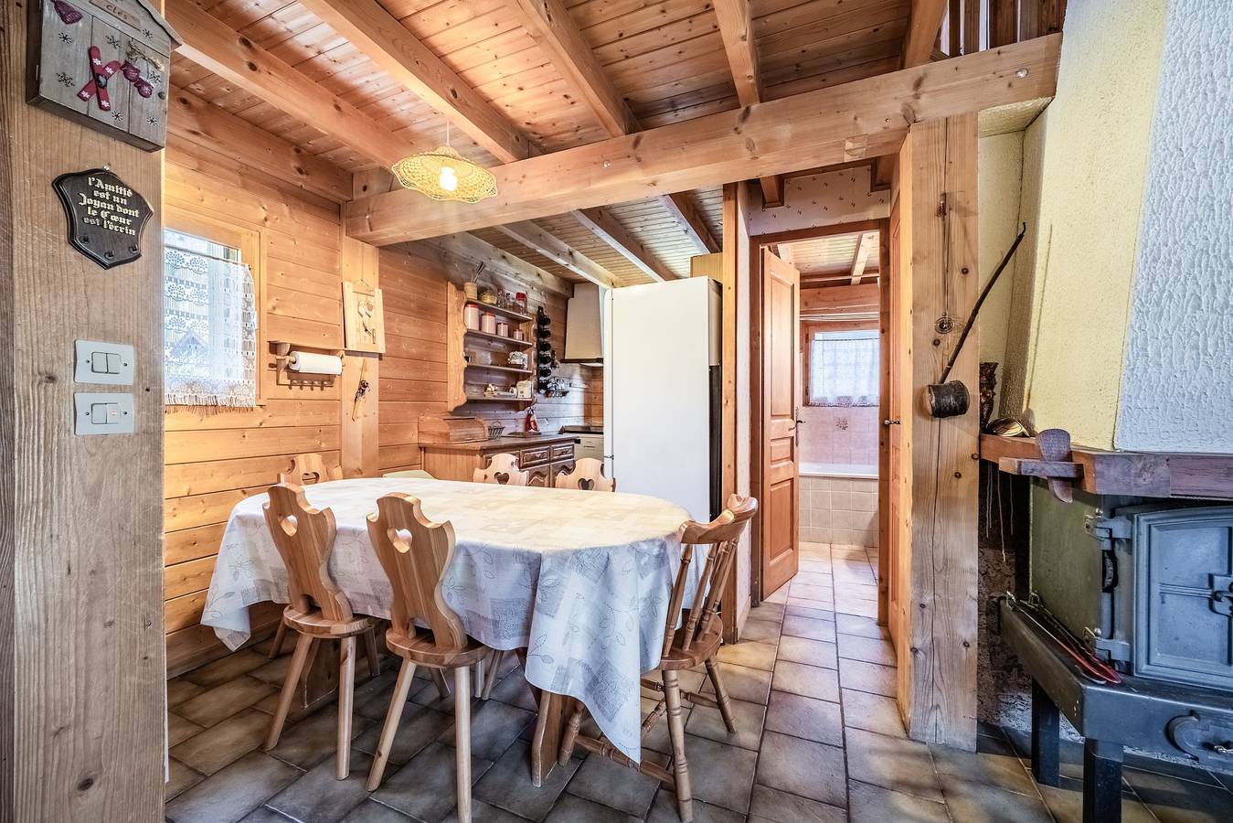 Chalet “4p Classique-Les Ancolies”: Mountain View, Private Terrace, Wi-Fi in Verchaix, Bonneville region