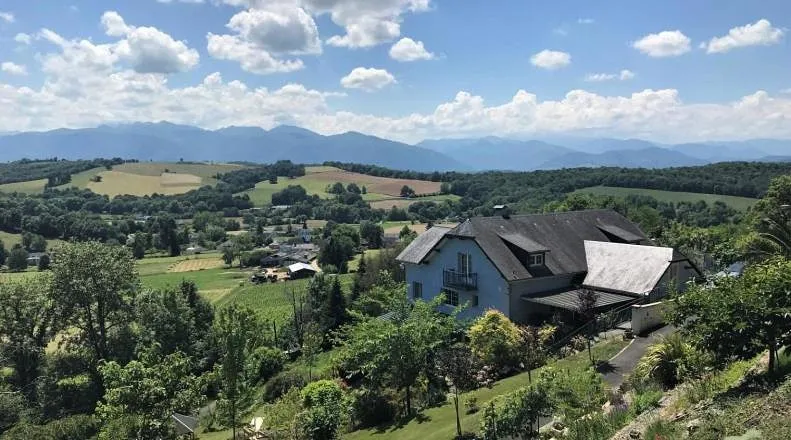 Apartamento de vacaciones para 3 personas, con jacuzzi y jardín - 1