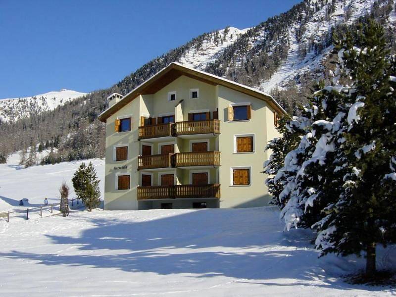 Ganze Ferienwohnung, Sonnige komfortabletraumwohnung mit Aussicht in Pontresina, Livigno Alpen