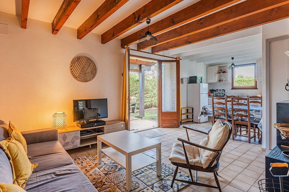 Semi-detached house in Sanguinet, near lake, with garden and Wi-Fi in Sanguinet, Côte d’Argent