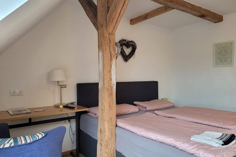Ganze Wohnung, Ferienzimmer 2 - Rumpelstilz Back- und Brauscheune in Steinhagen, Stralsund Umland