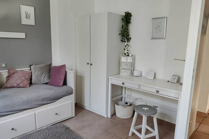 Location de vacances pour 7 personnes, avec jardin à Gignac-la-Nerthe - 4