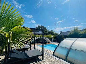 Hôtel pour 5 personnes, avec jardin ainsi que vue et piscine à Tréguidel