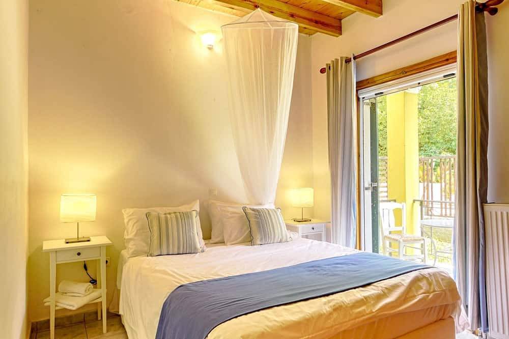 Agios Georgios Pagi - 2 km vom Strand entfernt in Dafni (Korfu), Agios Georgios