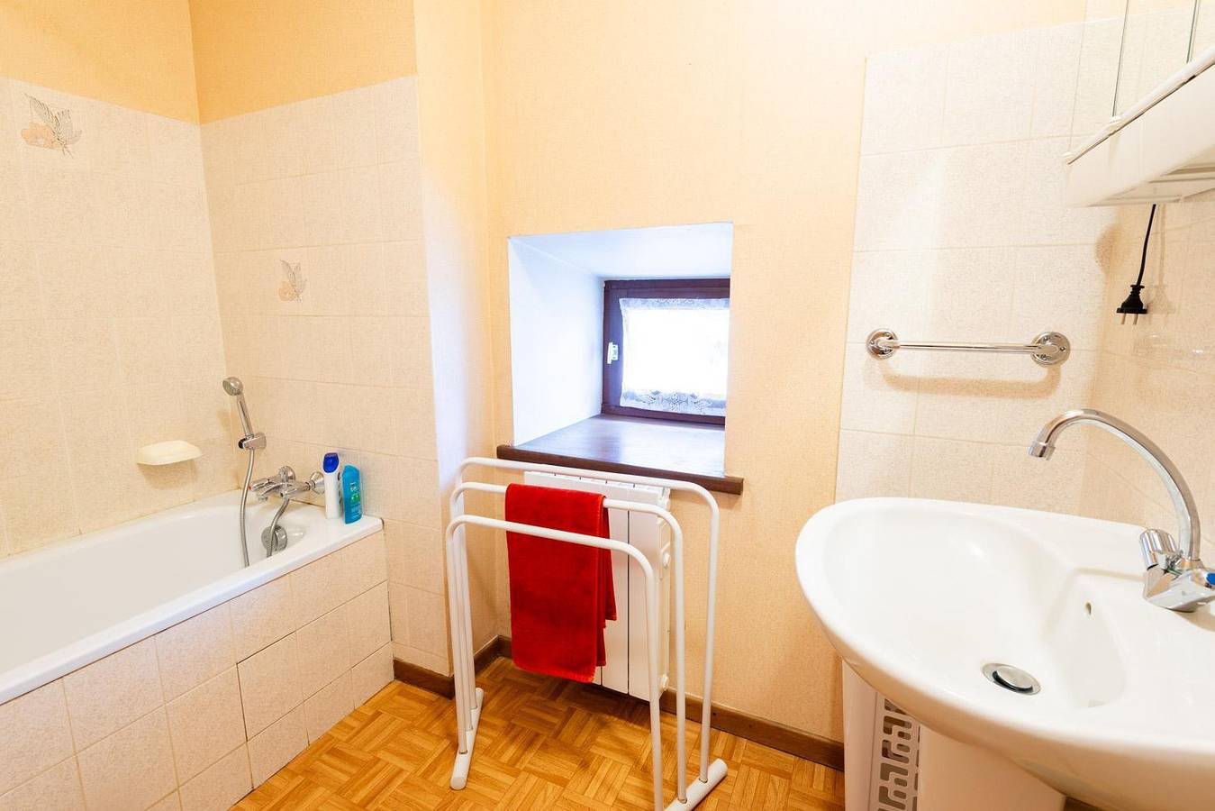 Chez Momo 2/4 personnes in Saint-Denis-en-Margeride, Région de Mende