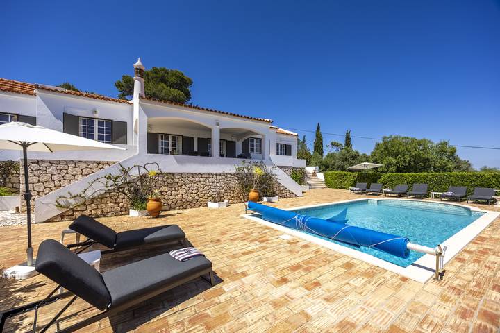 Villa with pool for 8 people, with ocean view and garden as well as pool in Lagos
