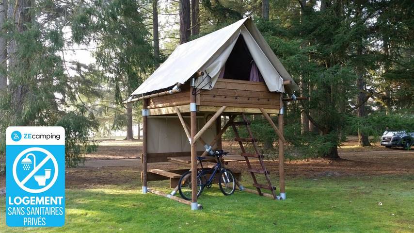 Tente pour 2 personnes, avec bassin pour enfant dans la Creuse - 2