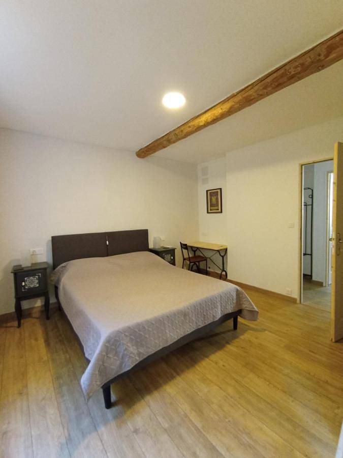 Gîte pour 4 personnes, avec terrasse et vue dans Abbaye de Saint Michel de Frigolet - 4