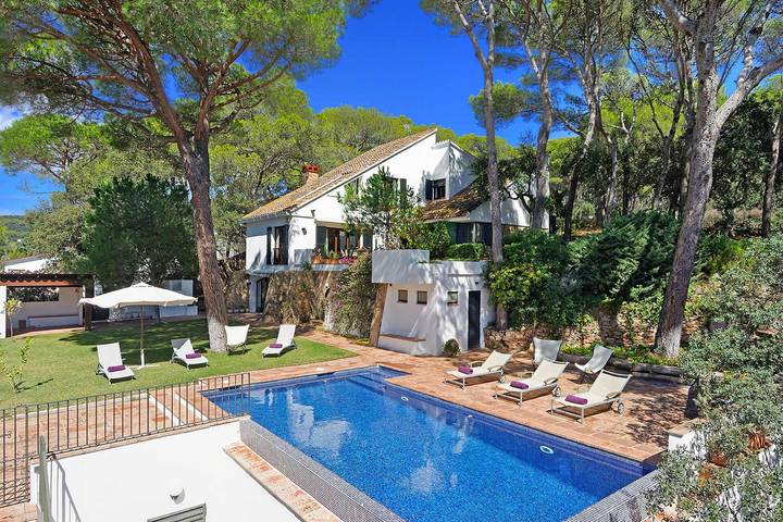 Villa voor 10 personen, met terras en tuin in Tamariu