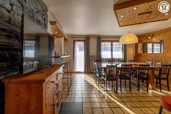 Gîte pour 12 personnes, avec terrasse à Les Avanchers-Valmorel - 3