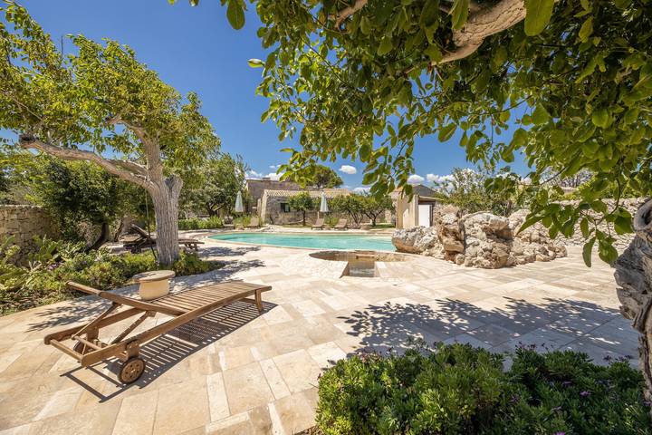 Location de vacances pour 15 personnes, avec jacuzzi et balcon/terrasse à Martano - 3