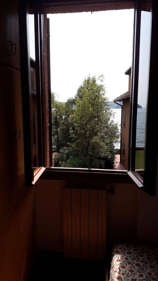 Ferienwohnung für 4 Personen, mit Terrasse und Garten sowie Seeblick und Ausblick, mit Haustier in Salò - 3