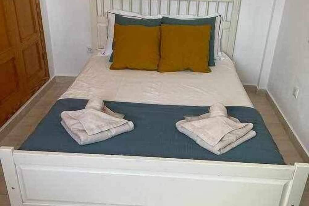 Lovely three bedroomed villa with private pool in Turre, Cordillera Penibética