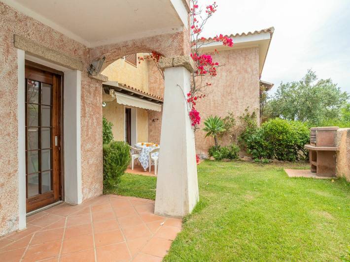Gîte pour 4 personnes, avec Terrasse et Jardin à Arzachena - 4