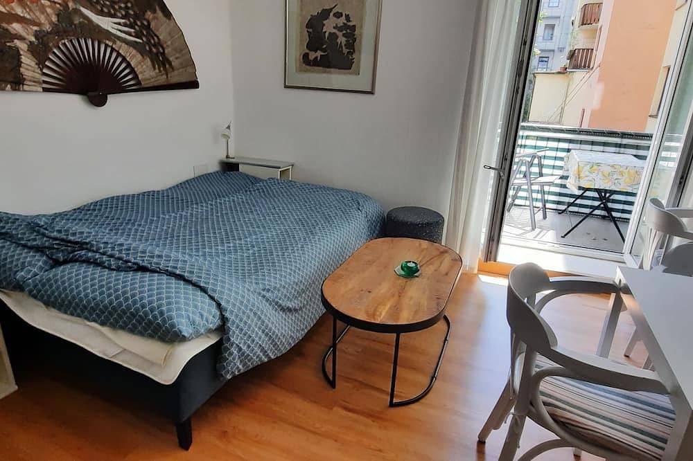 Entire apartment, Right in the middle and yet quiet in Munich Maxvorstadt, Munich