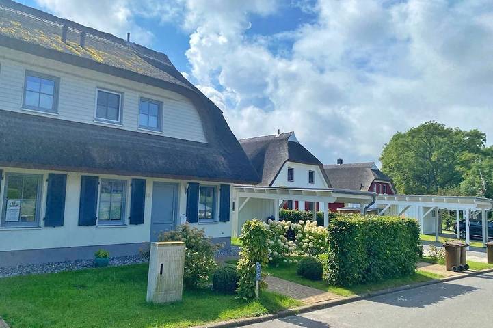 Ferienhaus für 6 Personen, mit Terrasse und Garten in Lohme