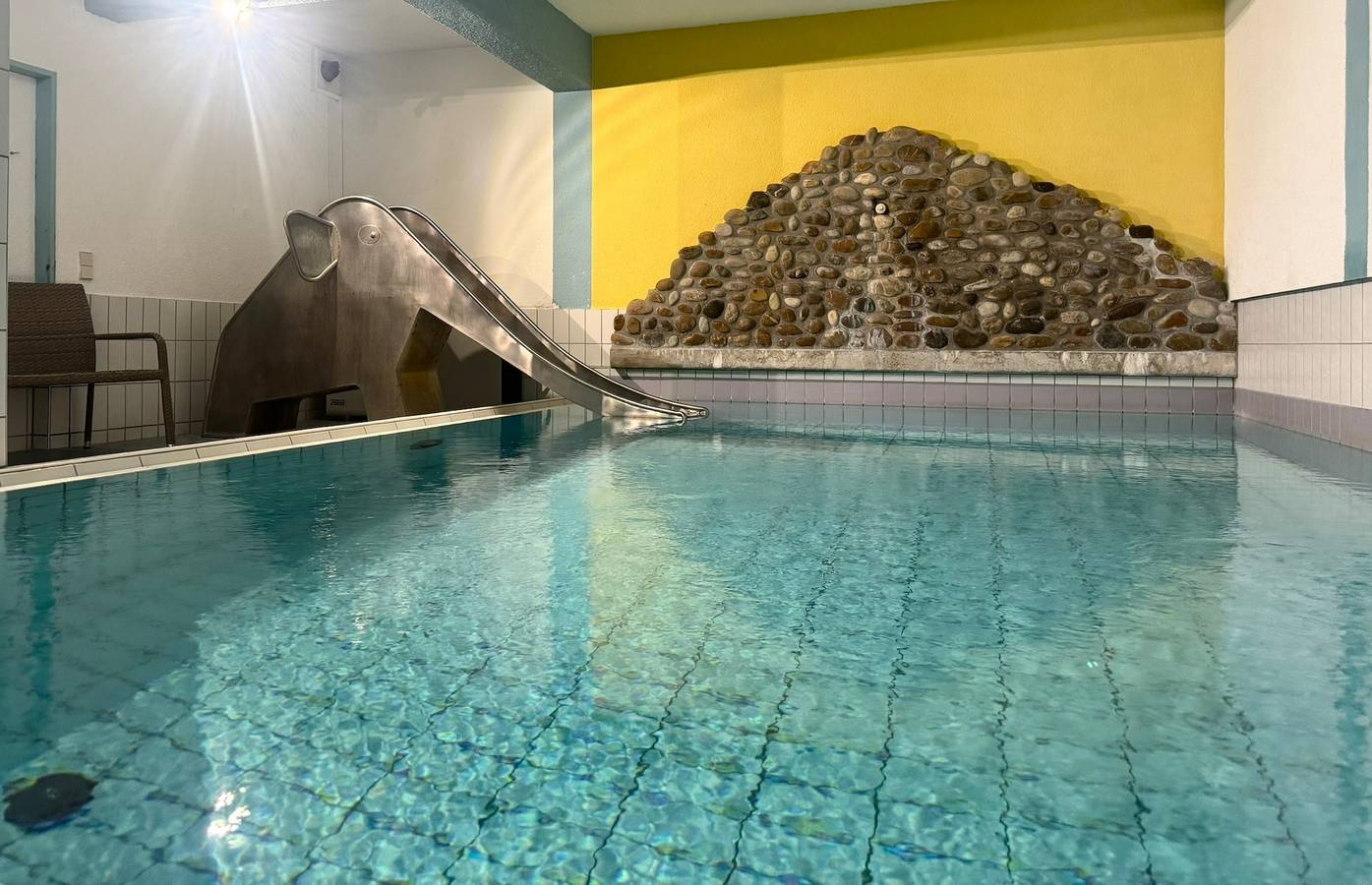 Ganze Ferienwohnung, Apartment 06 - Ferienresidenz Roseneck, 2 Schlafzimmer, mit Schwimmbad in Todtnauberg bei Feldberg in Suedlicher Schwarzwald, Todtnau