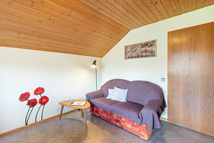 Entire apartment, Apartment 'Kirschbaum' with Balcony and Wi-Fi in Bad Bellingen, Southern Black Forest