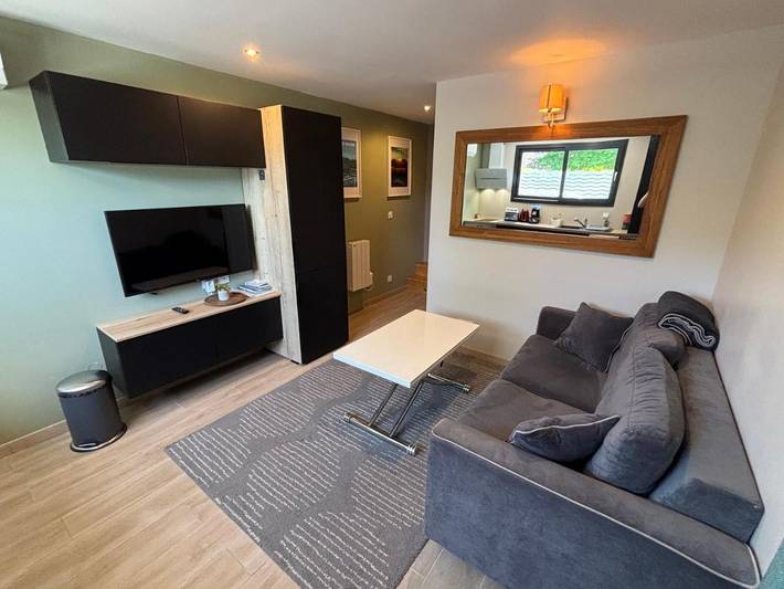 Gîte pour 2 personnes, avec Terrasse et Jardin à Rumilly