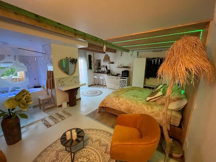 Gîte pour 2 personnes, avec piscine ainsi que jardin et jacuzzi à Congénies - 2