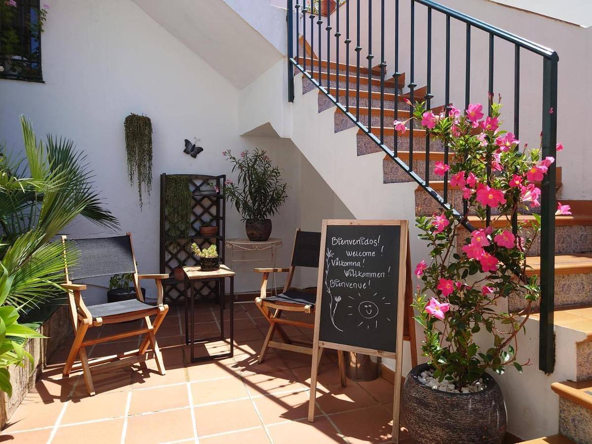 Guesthouse for 2 people with pool in Playa de Burriana, Nerja