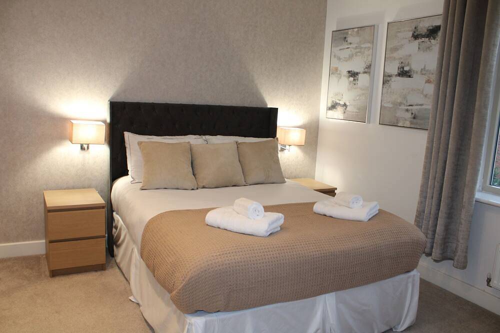 Luxury getaway home. 5 mins to Xscape and Junction 32 shopping centres! in Wakefield, Yorkshire del Oeste