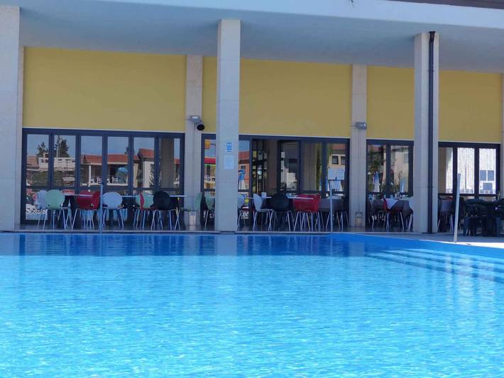 Appartement de vacances entier, Appartement de vacances avec piscine extérieure in Castelnuovo del Garda, Montagnes autour du lac de Garde