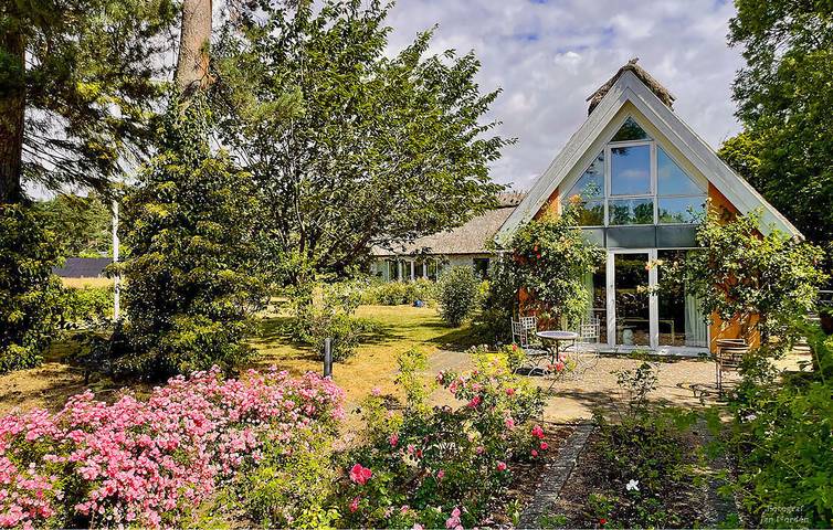 Ferienhaus für 8 Personen, mit Terrasse und Garten sowie Sauna in Skillinge
