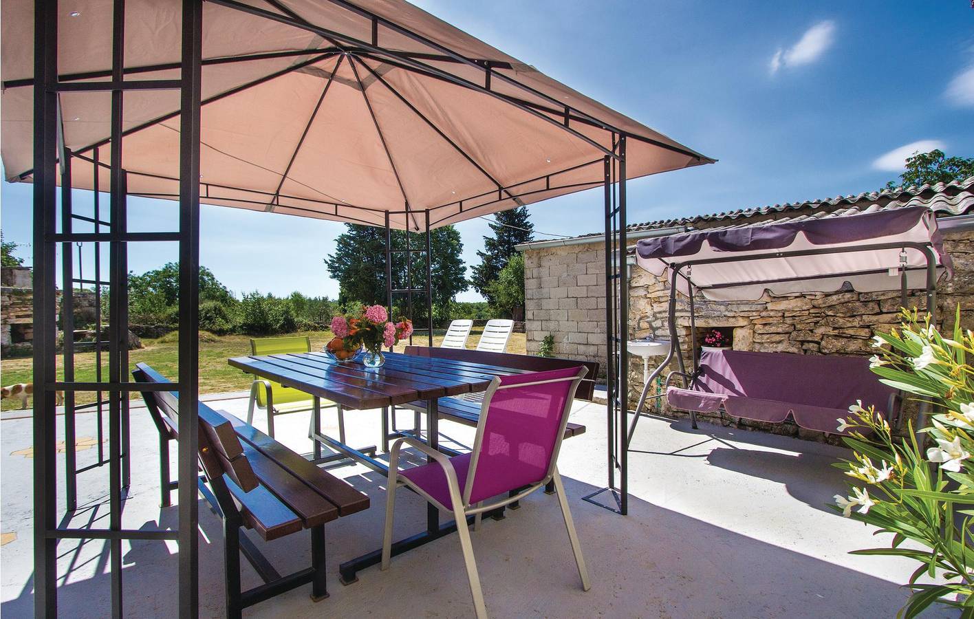 Casa vacanza per 4 persone con terrazza in Bicici, Costa meridionale dell´Istria