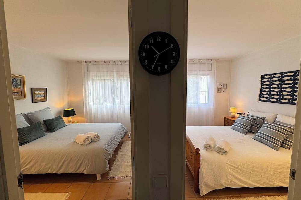 Apartamento entero, Waterfront apartment in Cadaqués, Parc Natural del Cap de Creus