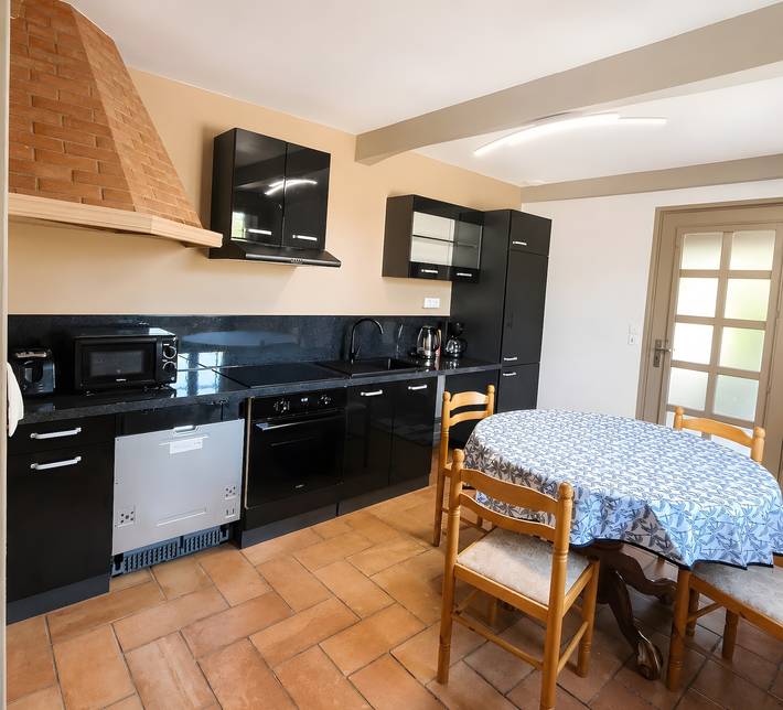 Cottage for up to 15 guests near Wimereux with private terrace, garden, and Wi-Fi in Belle-et-Houllefort, Boulogne-sur-Mer region