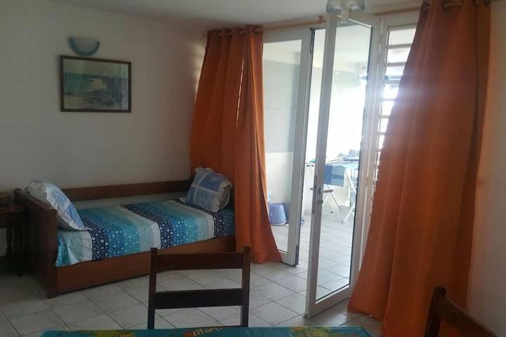 Gîte pour 4 personnes, avec balcon et vue, animaux acceptés dans Marina du Marin - 3