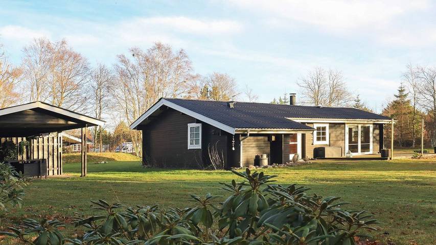 Ferienhaus für 5 Personen, mit Terrasse in Bratten - 2