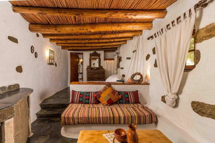 Apartahotel para 2 personas, con jardín y vistas en Creta